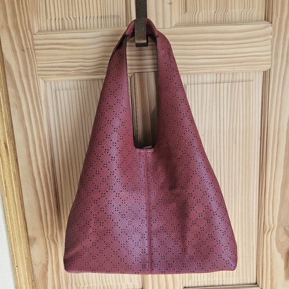 Montana West Handbags - Montana West Burgundy Tote